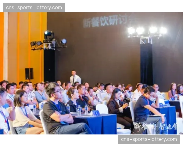 “业余观察:草根联赛效仿英超,兴起‘快速转换’专项训练营” “业余观察:草根联赛效仿英超,兴起‘快速转换’专项训练营”